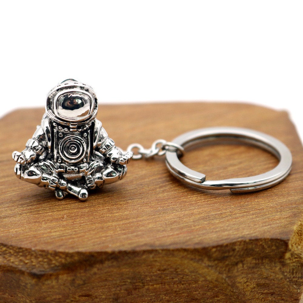 Astronaut keychain shop