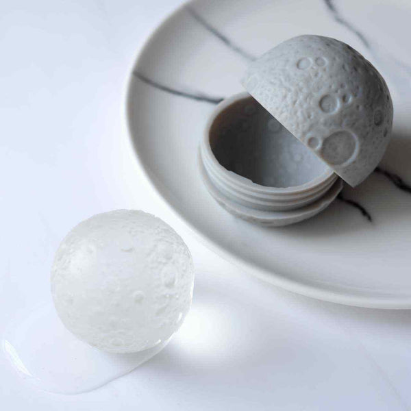 https://www.interstellarseller.com/cdn/shop/products/Moon-Ice-Ball-Mold-Round-Sphere-Whiskey-Ice-Ball-Maker-Space-Gift-Daydreamer-4_grande.jpg?v=1606764413